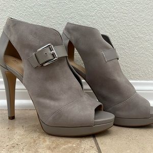 Michael Kors suede Heels
